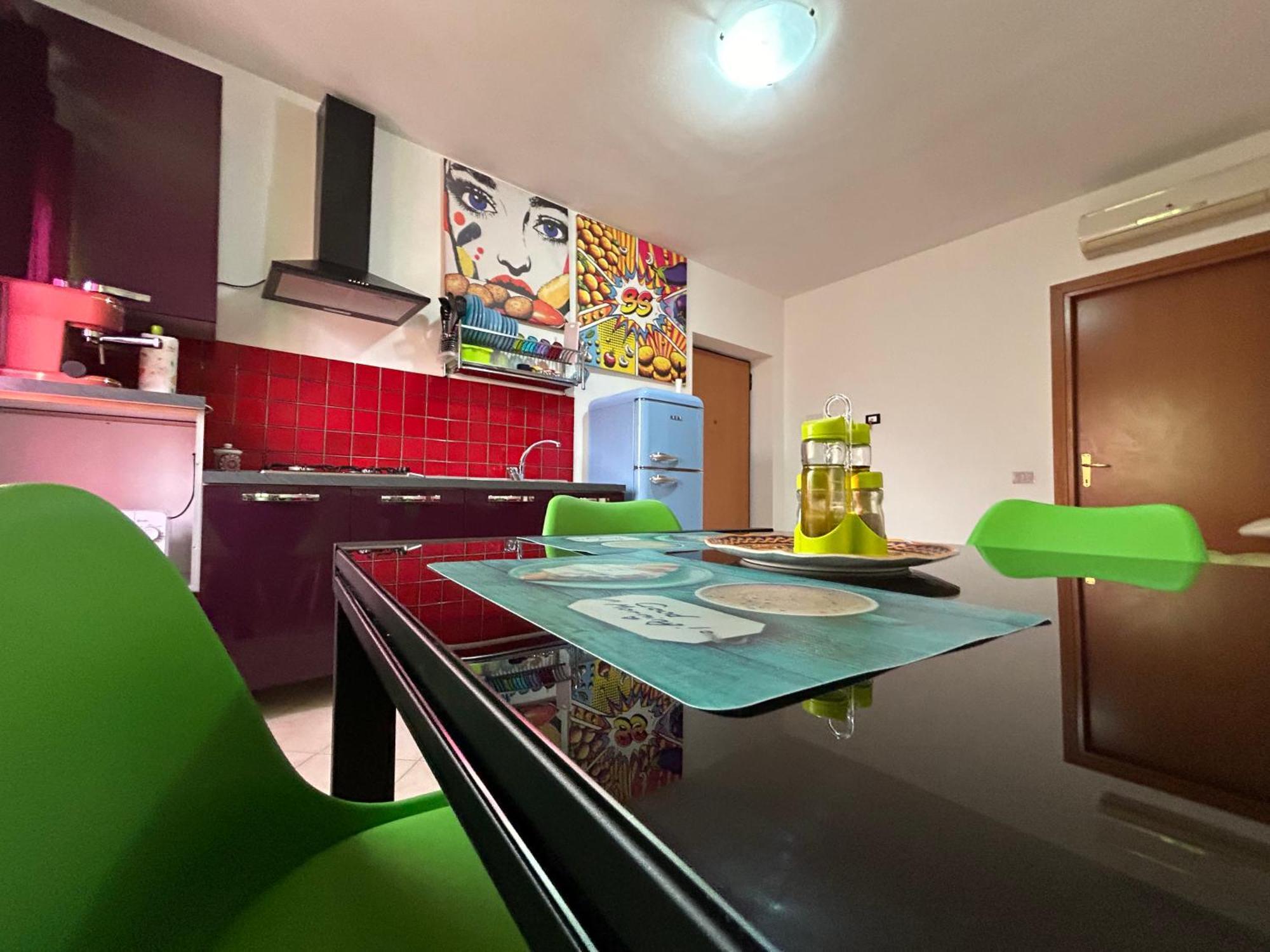 Aurora House Апартаменты *